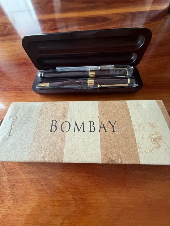 Bombay Other - Bombay Vintage Collectible 1990’s New in Box Pen & Pencil Set